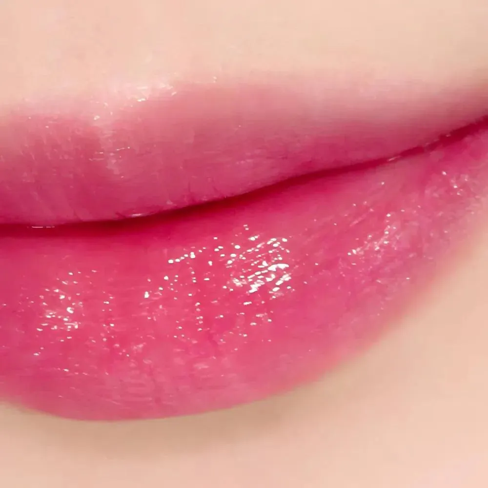 Clio Essential Lipcheek Tap